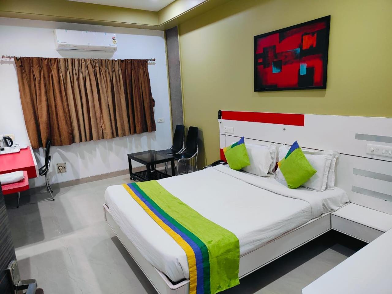 Hotel Bagga International Аурангабад Экстерьер фото
