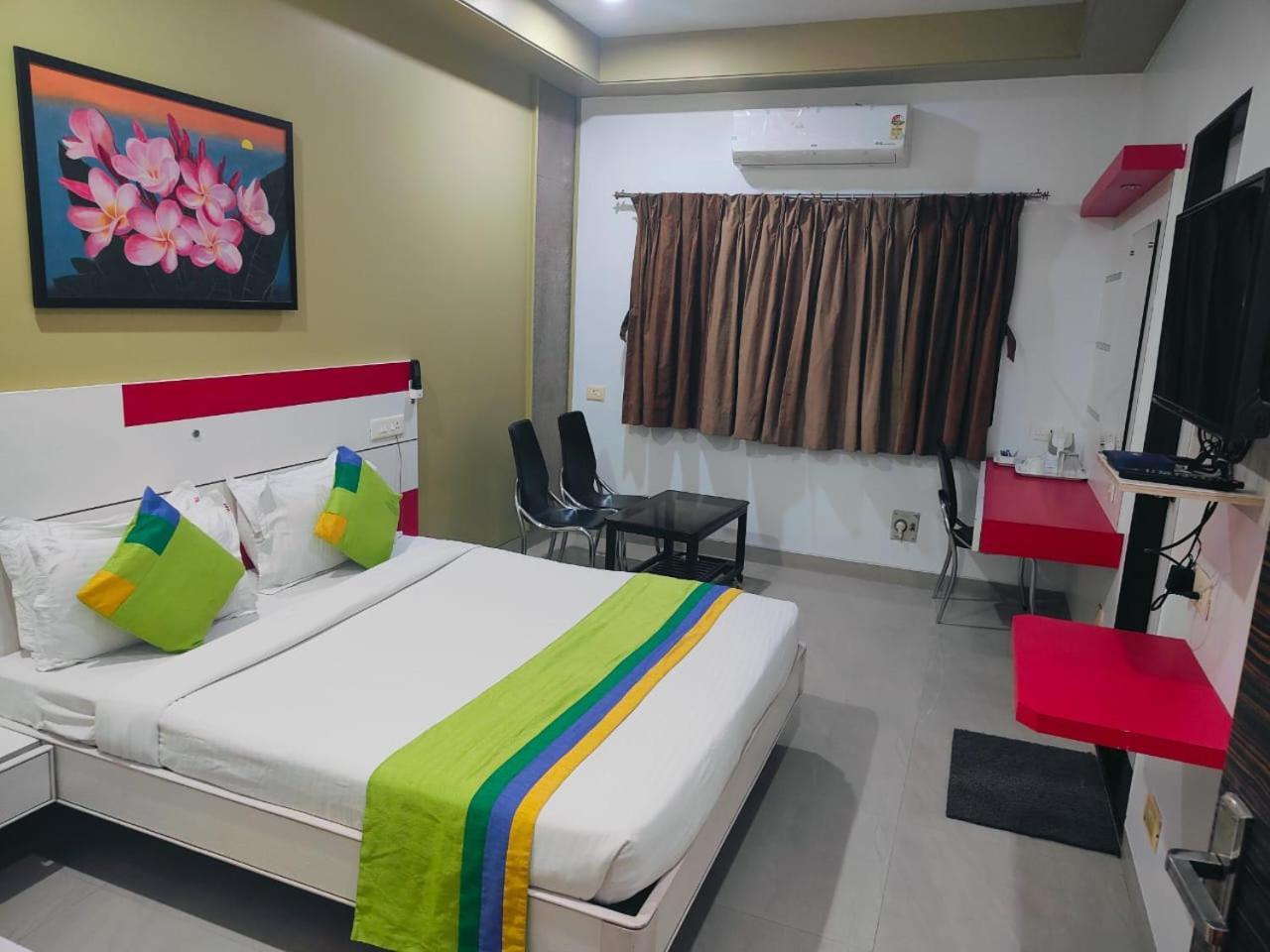 Hotel Bagga International Аурангабад Экстерьер фото